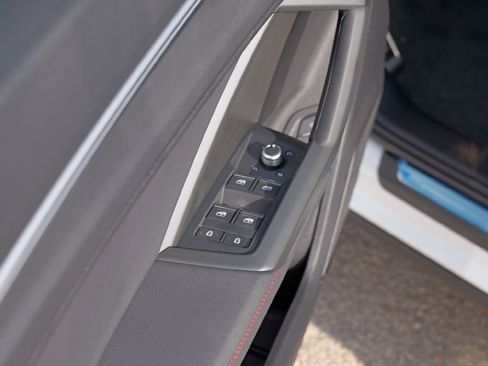 New 2025 Audi Q3 2.0T Premium Plus image 25