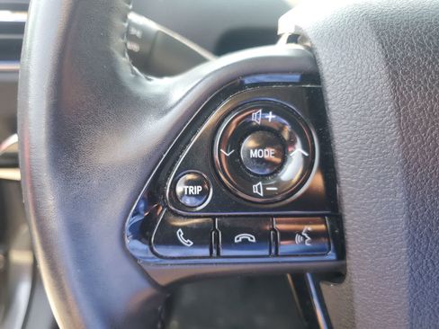 Used 2019 Toyota Prius Limited w/ Premium Convenience Package FWD image 20