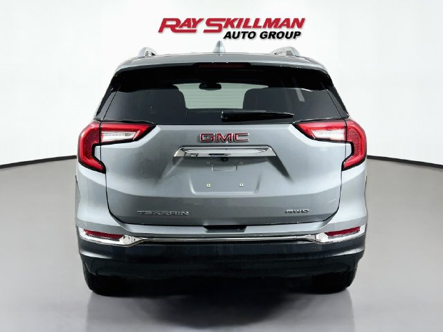 Used 2024 GMC Terrain SLT AWD/4WD image 6