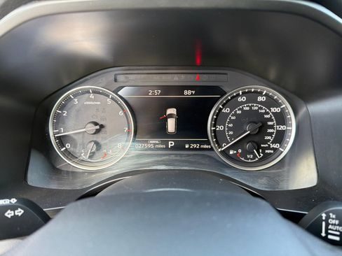 Used 2025 Mitsubishi Outlander SE FWD image 13