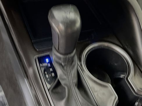 Used 2023 Toyota Camry SE image 24