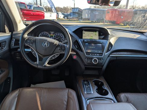 Used 2019 Acura MDX FWD w/ Advance Package image 17