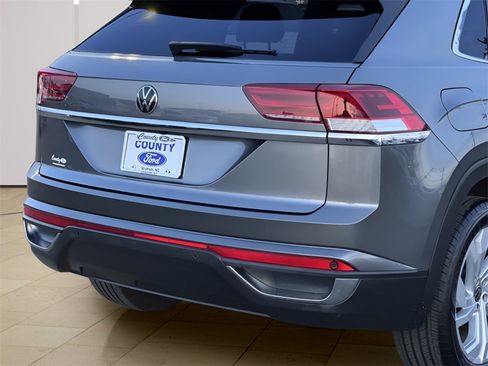 Used 2021 Volkswagen Atlas Cross Sport SEL image 40