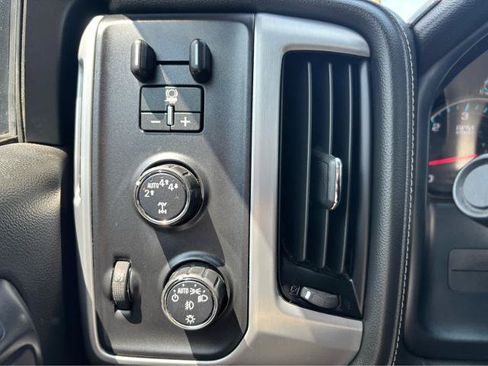 Used 2018 GMC Sierra 1500 SLT w/ SLT Premium Package AWD/4WD image 20