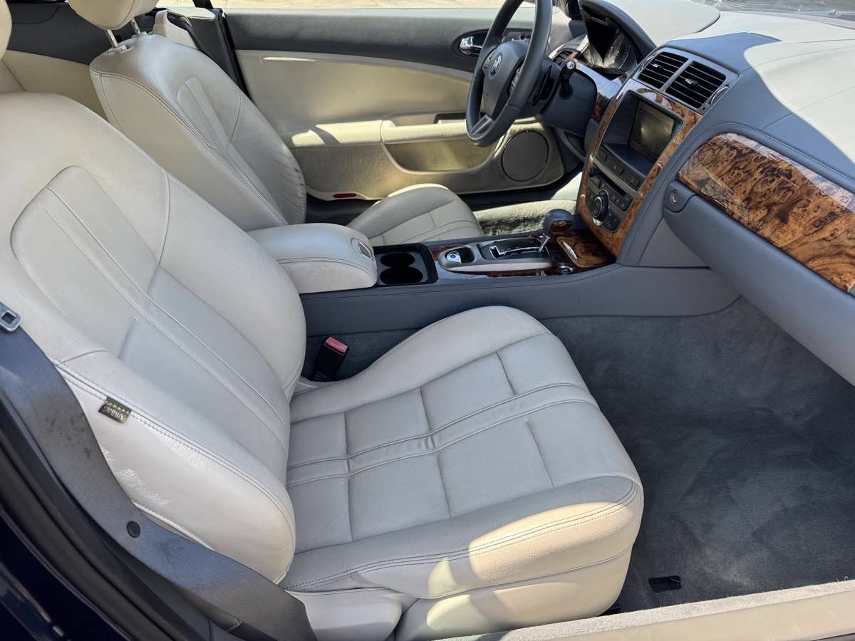 Used 2007 Jaguar XK Convertible RWD image 16