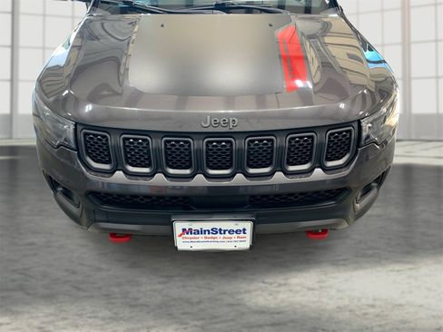 Used 2024 Jeep Compass Trailhawk image 20