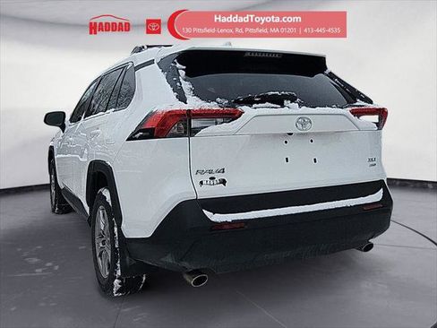 Certified 2023 Toyota RAV4 XLE w/ Convenience Package image 3