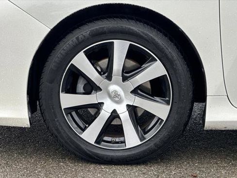 Certified 2018 Toyota Mirai image 31