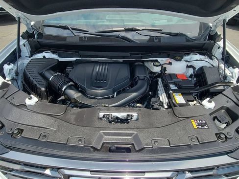 Used 2026 GMC Acadia AT4 w/ Luxury Package AWD/4WD image 30