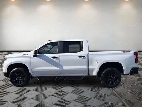 Used 2023 Chevrolet Silverado 1500 LT Trail Boss w/ LT Trail Boss Premium Package AWD/4WD image 8