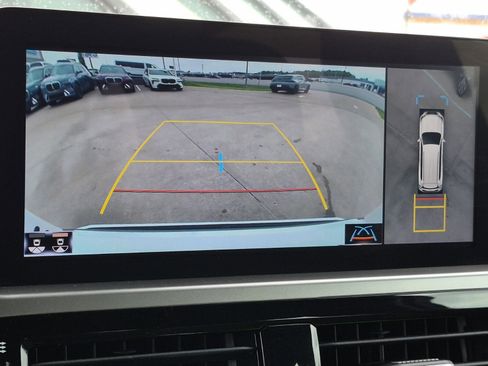 Used 2022 Lexus GX 460 Luxury w/ Off Road Package image 18