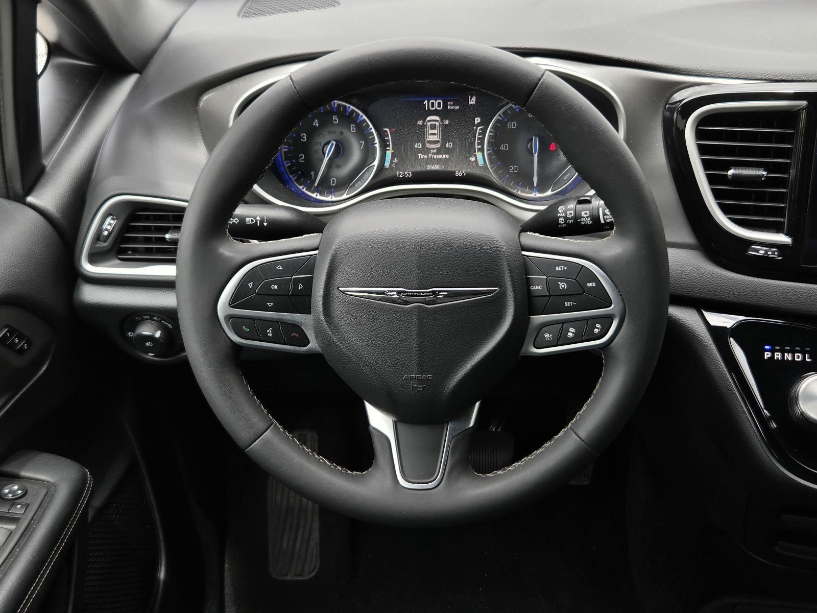 Used 2025 Chrysler Pacifica Select FWD image 20