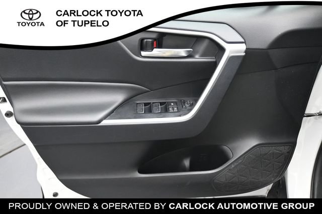 Used 2024 Toyota RAV4 XLE FWD image 12