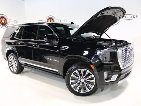 Used 2021 GMC Yukon Denali w/ Denali Premium Package image 35