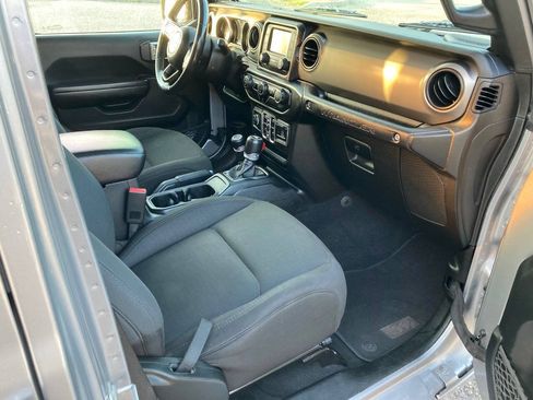 Used 2020 Jeep Wrangler Unlimited Sport S AWD/4WD image 8