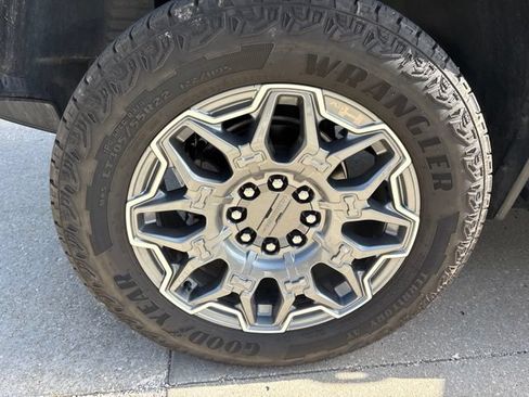 Used 2024 GMC Hummer EV 3X AWD/4WD image 15