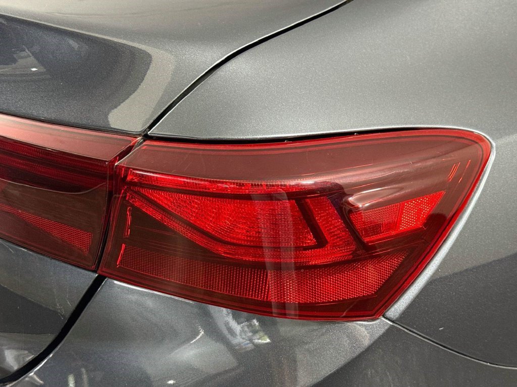 Used 2020 Kia Forte LXS FWD image 32