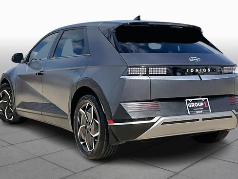 Used 2023 Hyundai Ioniq 5 SEL image 10