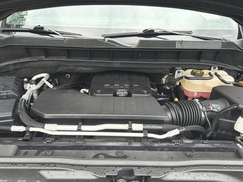 Used 2022 Chevrolet Silverado 1500 LT AWD/4WD image 23