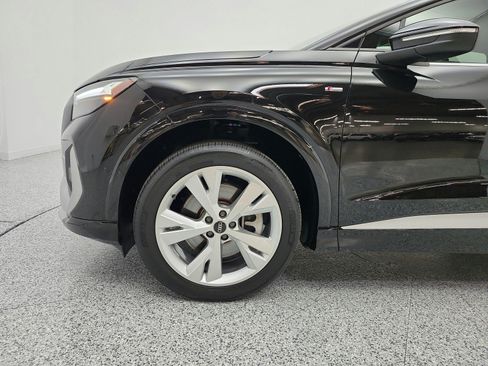 Used 2023 Audi Q4 e-tron Premium w/ Convenience Package AWD/4WD image 30