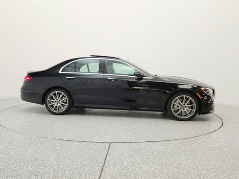Certified 2022 Mercedes-Benz E 450 4MATIC Sedan image 4