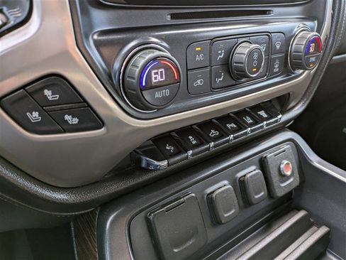 Used 2019 GMC Sierra 3500 Denali AWD/4WD image 27