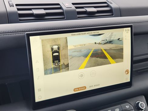 Certified 2023 Land Rover Defender 110 X image 19