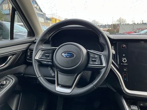 Used 2022 Subaru Outback Premium image 19