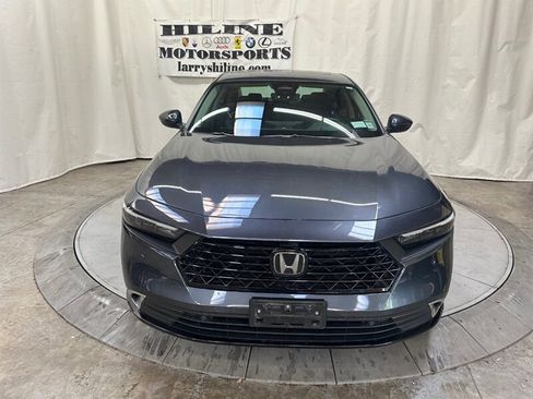 Used 2023 Honda Accord Hybrid Touring image 5