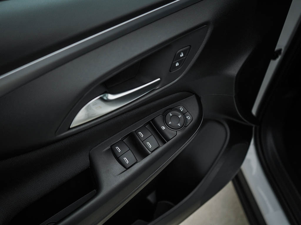 New 2026 Buick Envista Preferred w/ Convenience I Package FWD image 18
