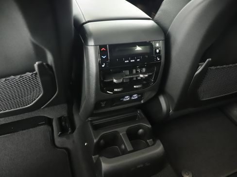 New 2025 Jeep Grand Cherokee L Limited w/ Luxury Tech Group II image 26