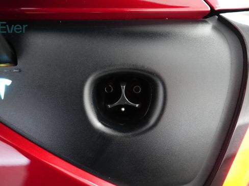 Used 2025 Tesla Model Y Long Range RWD image 10