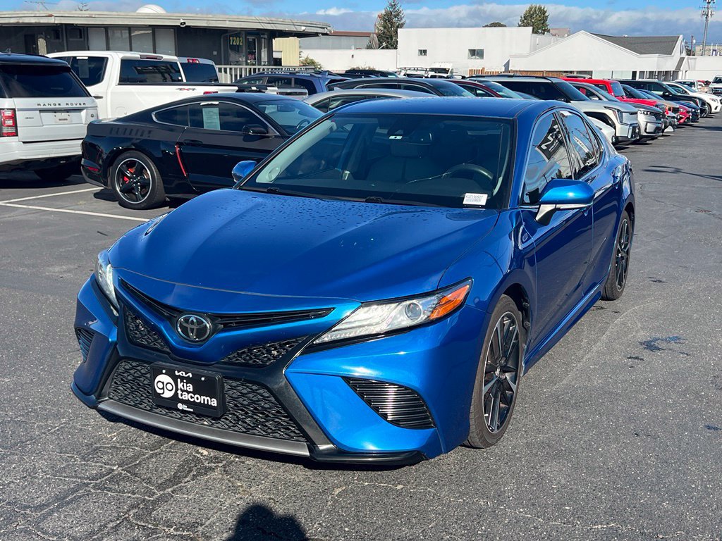 Used 2019 Toyota Camry XSE w/ Navigation Package FWD image 3