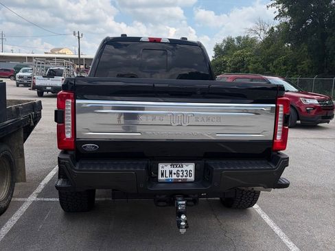 Used 2025 Ford F250 King Ranch w/ FX4 Off-Road Package AWD/4WD image 5