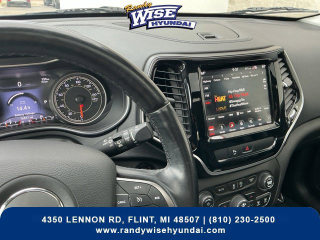 Used 2019 Jeep Cherokee Limited AWD/4WD image 24