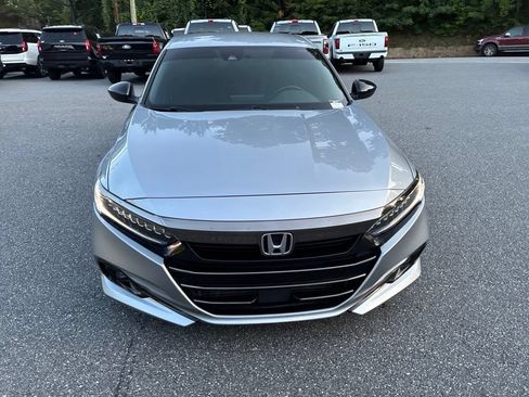Used 2021 Honda Accord Sport image 3