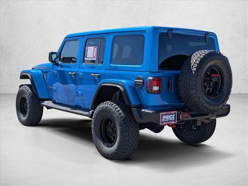 Used 2022 Jeep Wrangler Unlimited Rubicon w/ Cold Weather Group image 7