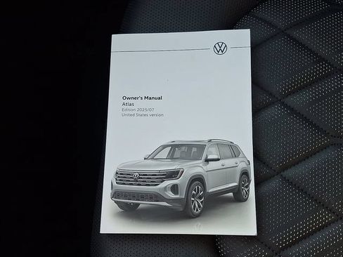 Used 2026 Volkswagen Atlas SEL Premium R-Line AWD/4WD image 25