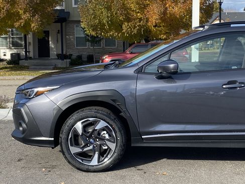 New 2025 Subaru Crosstrek 2.5i Limited image 2