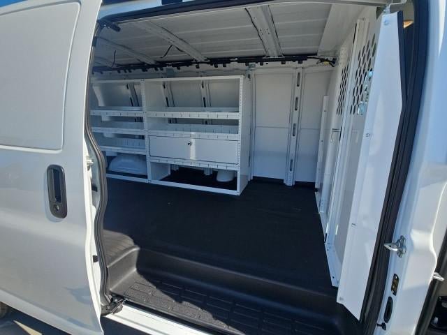 New 2026 Chevrolet Express 2500 Extended w/ Communications Package RWD image 24