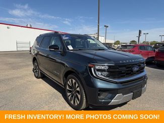Used 2025 Ford Expedition Platinum w/ Driver's Package video 1