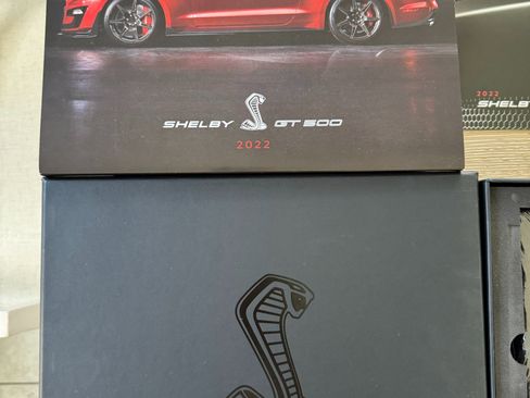 Used 2022 Ford Mustang Shelby GT500 w/ Carbon Fiber Track Pack image 48