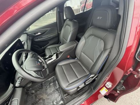 Certified 2024 Buick Envista Sport Touring image 15