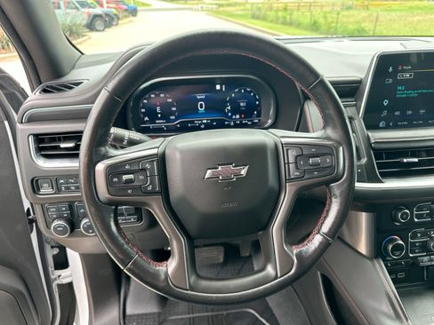 Used 2022 Chevrolet Suburban RST w/ Luxury Package AWD/4WD image 14