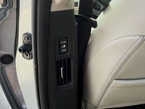 Certified 2026 Honda Odyssey EX-L image 24