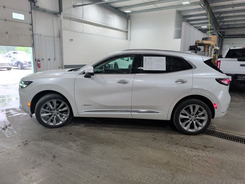 Used 2023 Buick Envision Avenir AWD/4WD image 5