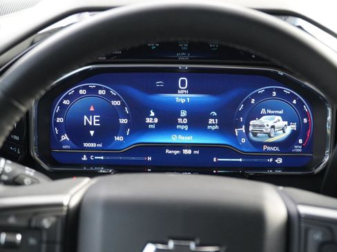 Used 2025 Chevrolet Silverado 2500 ZR2 w/ Technology Package image 27