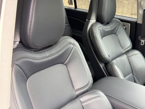 New 2026 Lincoln Aviator Reserve image 12