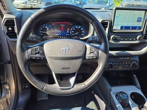 Used 2023 Ford Bronco Sport Outer Banks w/ Tech Package AWD/4WD image 17