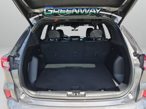 Used 2023 Ford Escape ST-Line w/ Tech Pack #1 FWD image 5
